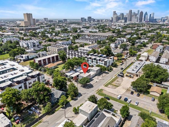 2223  Annex Avenue , Dallas Texas 75204