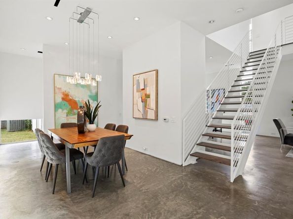 2223  Annex Avenue , Dallas Texas 75204