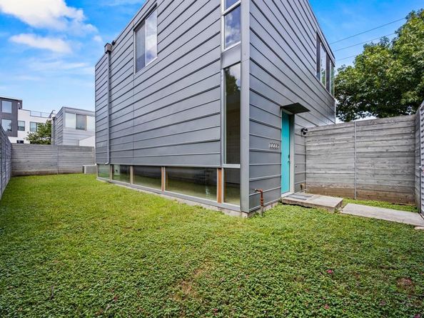 2223  Annex Avenue , Dallas Texas 75204