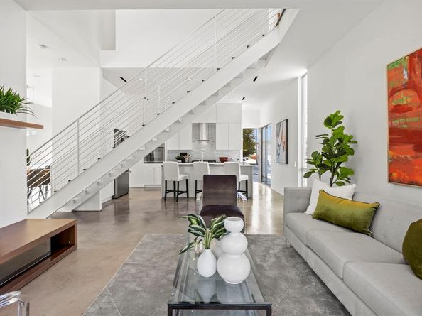 2223  Annex Avenue , Dallas Texas 75204