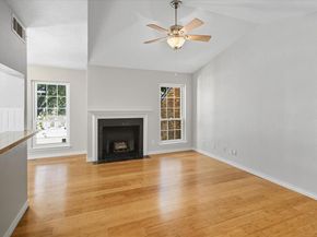 1609  Marsh Lane  111, Carrollton Texas 75006