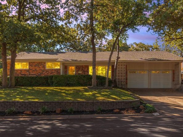 713  Edgehill Drive , Hurst Texas 76053