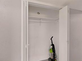 534  Henderson Circle , Garland Texas 75040