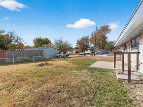 534  Henderson Circle , Garland Texas 75040