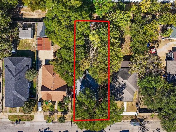 213 W Brooklyn Avenue , Dallas Texas 75208