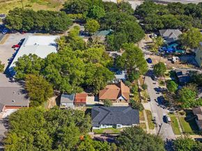 213 W Brooklyn Avenue , Dallas Texas 75208