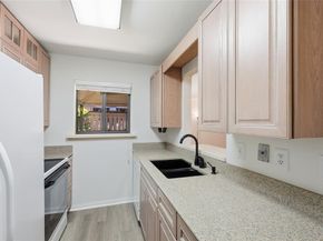 2807  Lineville Drive  104, Farmers Branch Texas 75234
