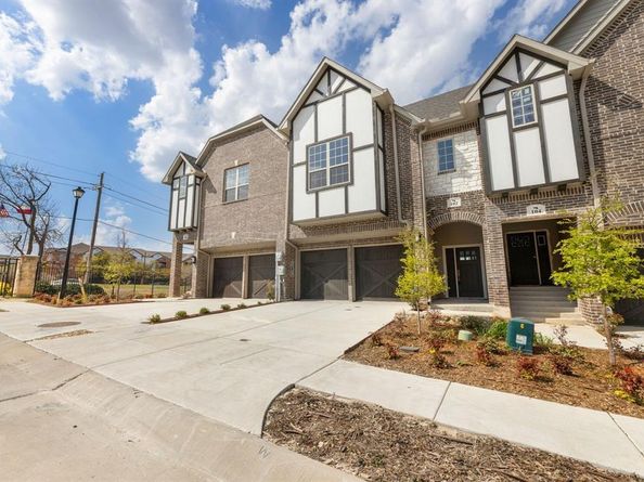 102  Kensington Drive , Lewisville Texas 75067