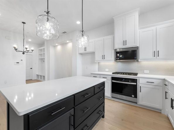 102  Kensington Drive , Lewisville Texas 75067