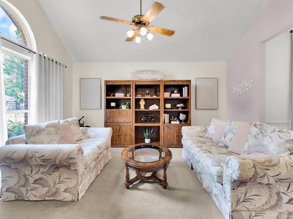 806  Red Oak Drive , Lewisville Texas 75067