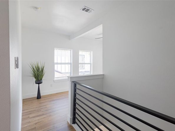 3604  Wendelkin Street , Dallas Texas 75215