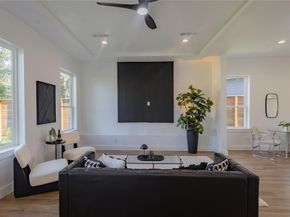 3604  Wendelkin Street , Dallas Texas 75215