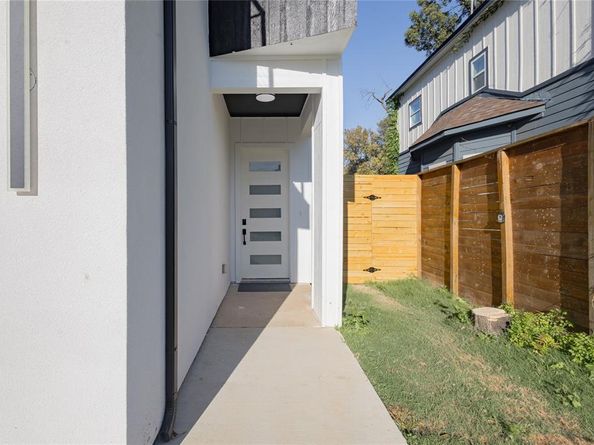 3604  Wendelkin Street , Dallas Texas 75215