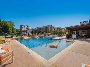 2452  Carmelita Street , Dallas Texas 75212
