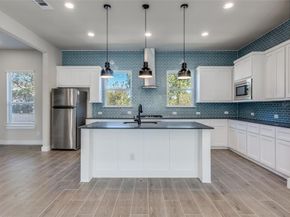 2452  Carmelita Street , Dallas Texas 75212