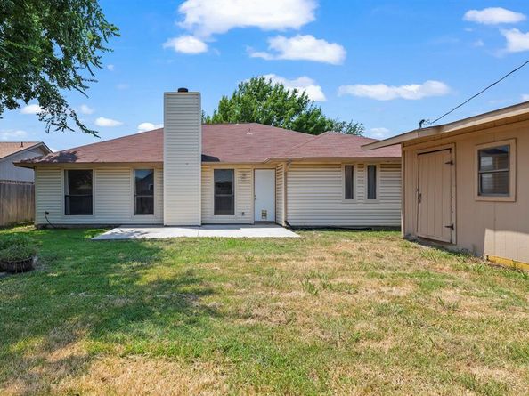 6211  Minuteman Lane , Arlington Texas 76002