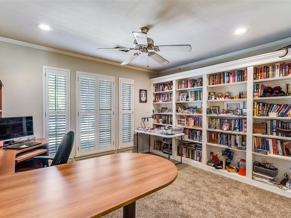 5626  Twin Brooks Drive , Dallas Texas 75252