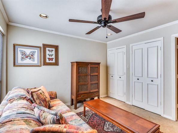 5626  Twin Brooks Drive , Dallas Texas 75252