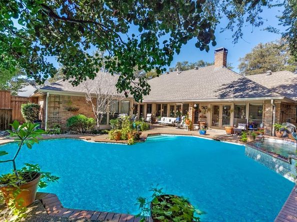5626  Twin Brooks Drive , Dallas Texas 75252