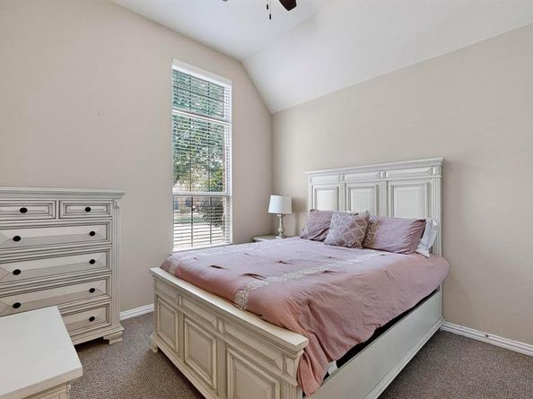 7239  Portillo  , Grand Prairie Texas 75054