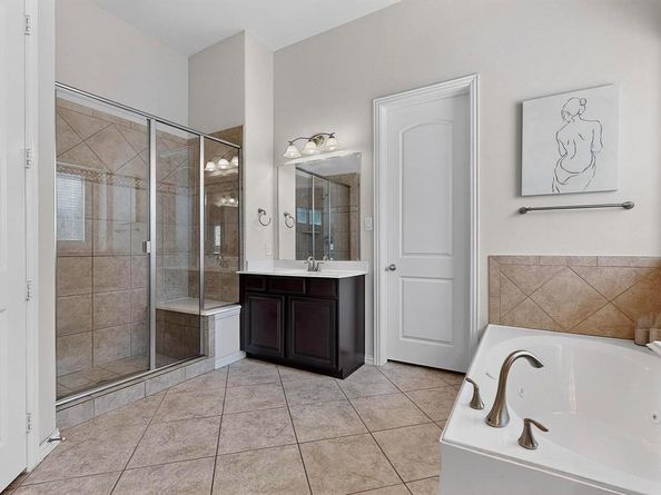7239  Portillo  , Grand Prairie Texas 75054