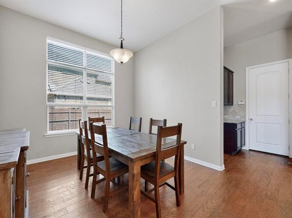 7239  Portillo  , Grand Prairie Texas 75054