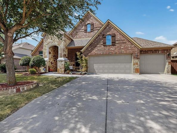 7239  Portillo  , Grand Prairie Texas 75054