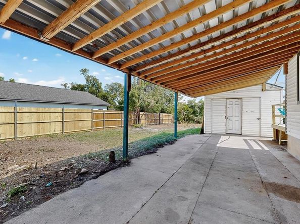 900  Iowa Street , Irving Texas 75060