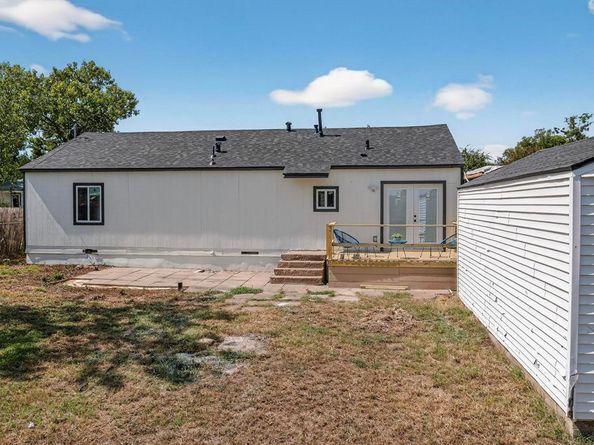 900  Iowa Street , Irving Texas 75060