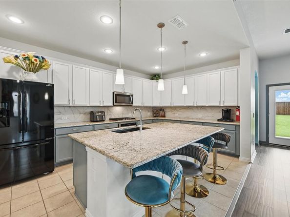 11316  Twisting Peak Road , Fort Worth Texas 76052