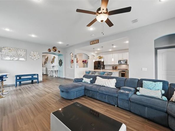 11316  Twisting Peak Road , Fort Worth Texas 76052
