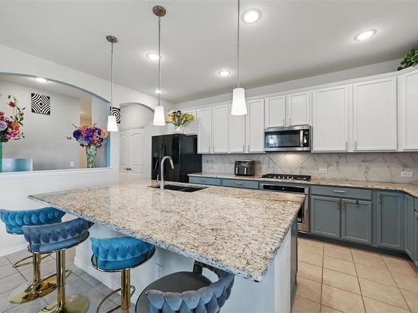 11316  Twisting Peak Road , Fort Worth Texas 76052