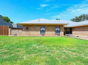 2903  Country Place Court , Carrollton Texas 75006