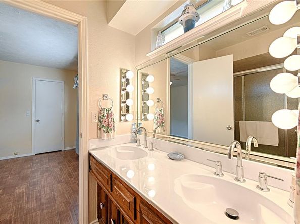 2903  Country Place Court , Carrollton Texas 75006