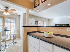 4215  Avondale Avenue  210, Dallas Texas 75219