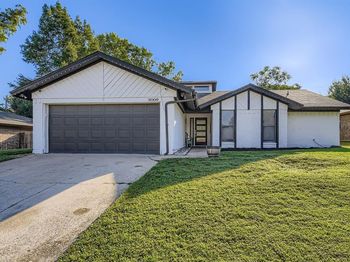 5009  Fairmount Drive 