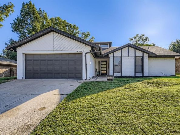 5009  Fairmount Drive , Arlington Texas 76017