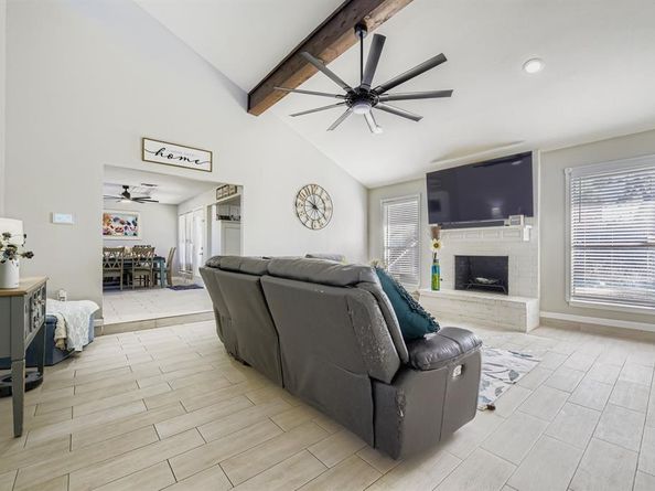 5009  Fairmount Drive , Arlington Texas 76017