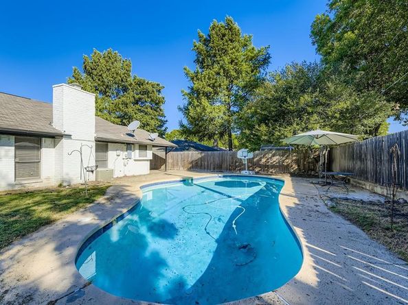 5009  Fairmount Drive , Arlington Texas 76017