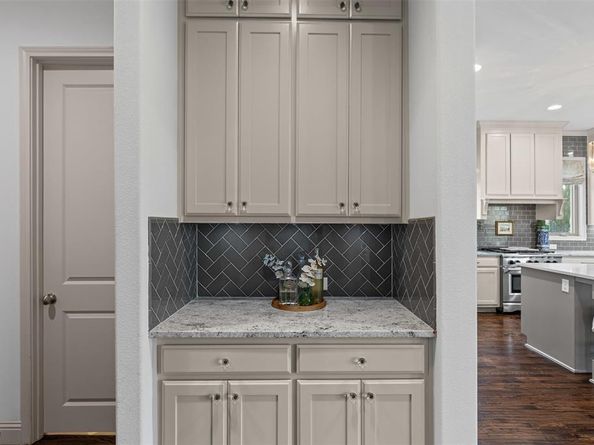 8609  Colina Terrace , Benbrook Texas 76126