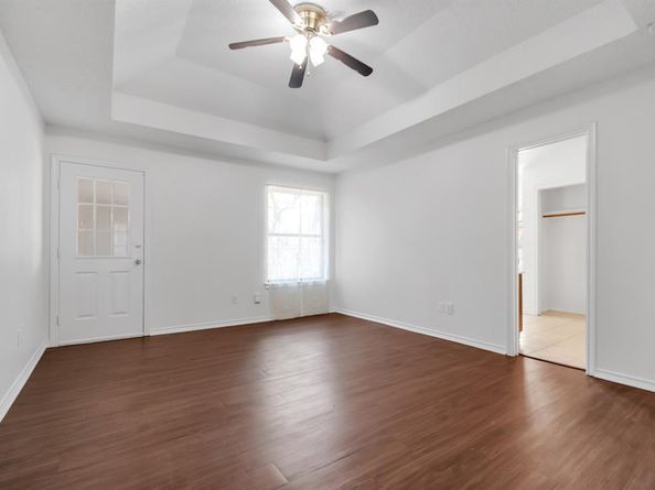 2111  Turf Club Drive , Arlington Texas 76017