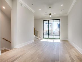 4645  New Water Lane , Dallas Texas 75219
