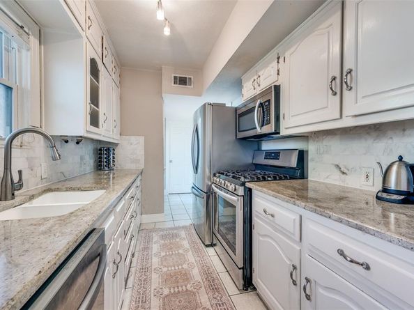 4519  Elsby Avenue , Dallas Texas 75209