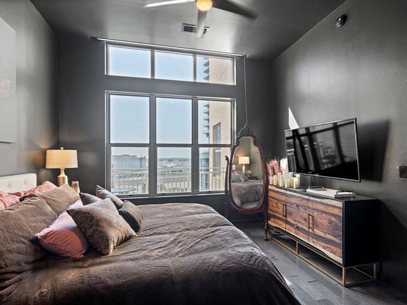 2323 N Houston Street  701, Dallas Texas 75219