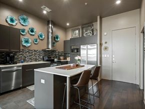 2323 N Houston Street  701, Dallas Texas 75219
