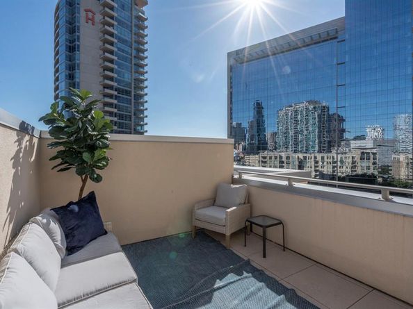 2323 N Houston Street  701, Dallas Texas 75219
