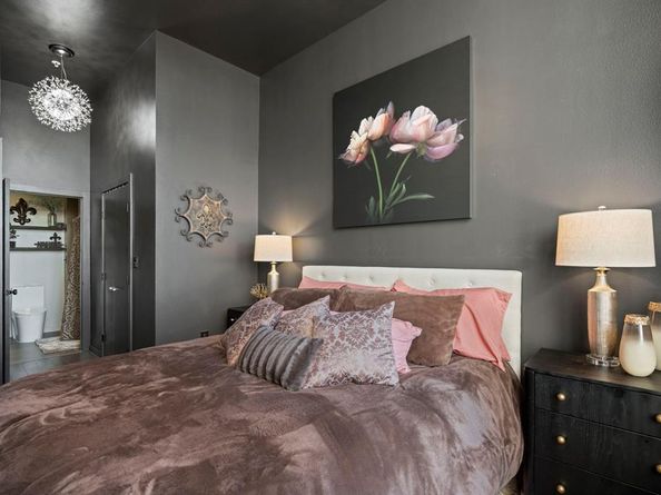 2323 N Houston Street  701, Dallas Texas 75219