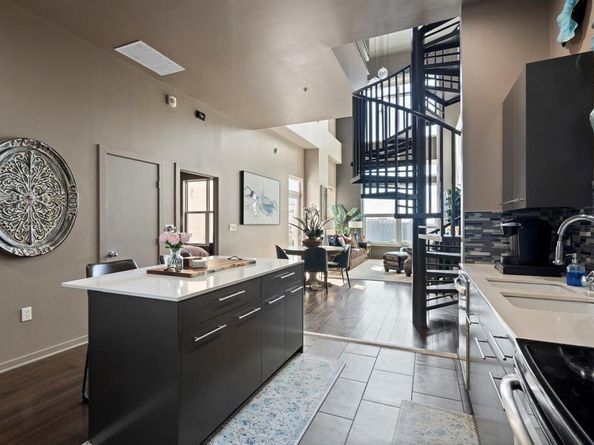 2323 N Houston Street  701, Dallas Texas 75219