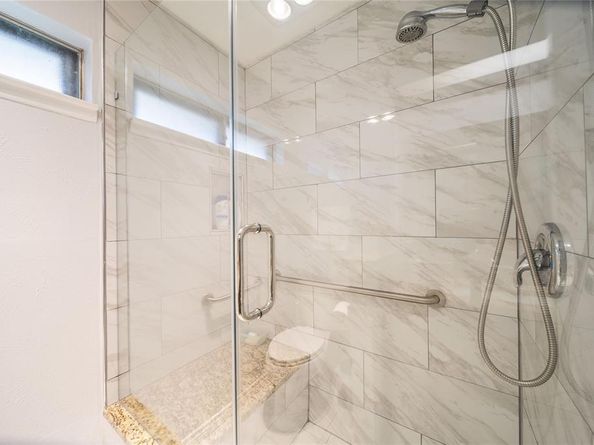 1506  Whiteoak Drive , Garland Texas 75040