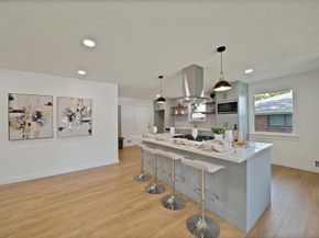 5706  Hillcroft Street , Dallas Texas 75227